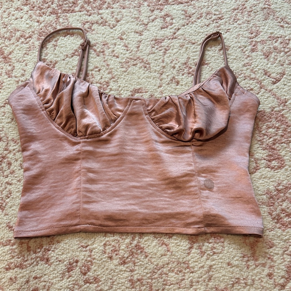NWT Chic Mauve Ruffle Crop Top